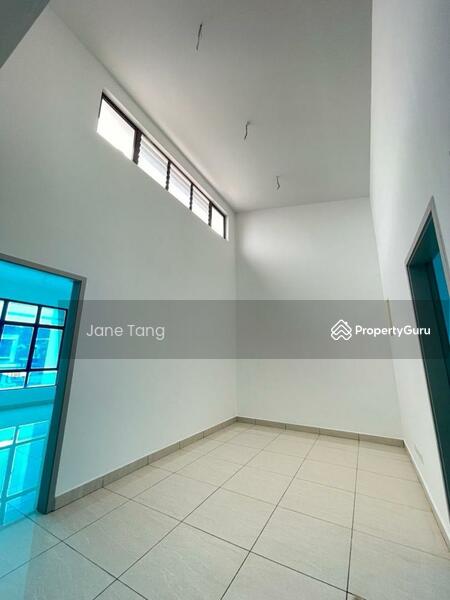 Common area upstairs